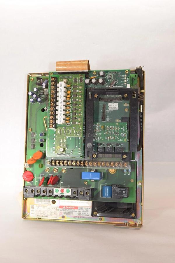 Used ALLEN BRADLEY 1336F-CWF10-AN-EN Series A 600Vac Internal Drive Only *No Case*