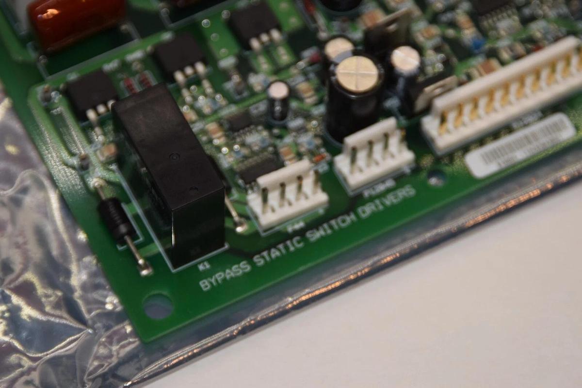 (NEW) EMERSON / LIEBERT 02-810004-11L Bypass Static Switch Driver Circuit Board