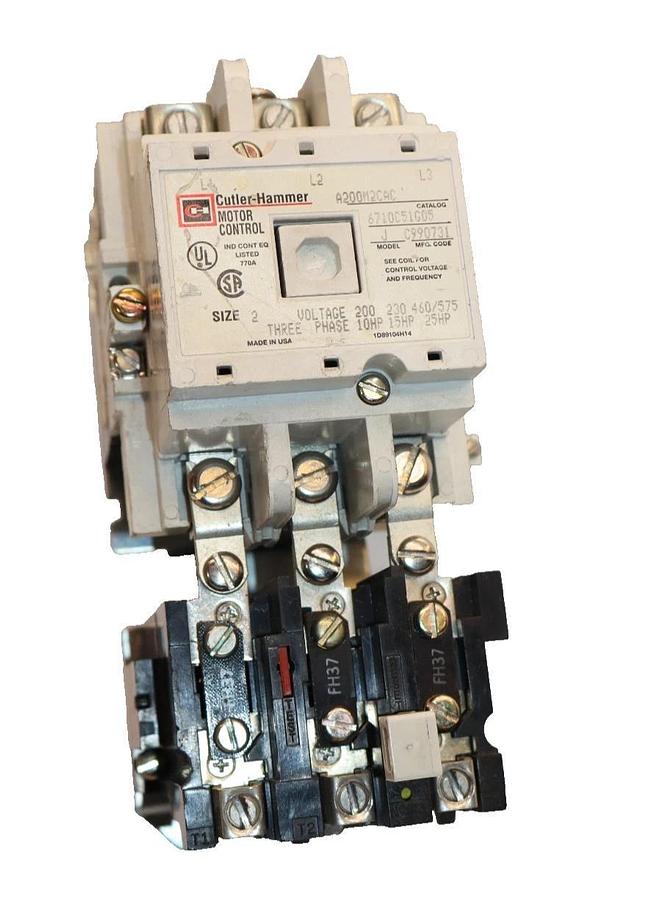 Cutler-Hammer CH Starter Motor Control Size Sz 2 A200M2CAC 120v coil 3ph