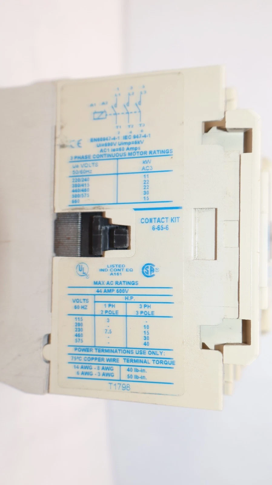 Cutler-Hammer Eaton Contactor CE15HN3 600V 60A 44 Amp 120v Coil 9-2703-1