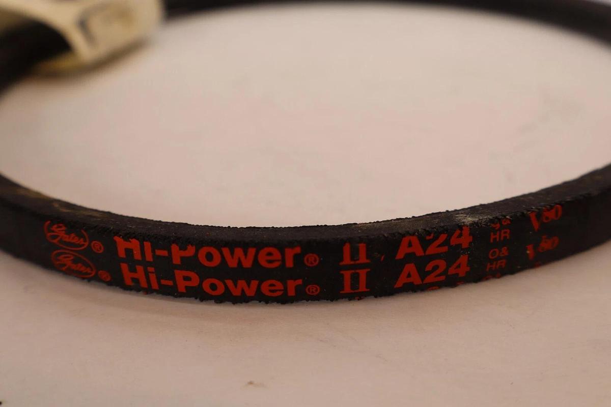 (NEW - Lot of 2) GATES A24 , A-24 , A 24 9002-2024 Hi-Power II V-Belt