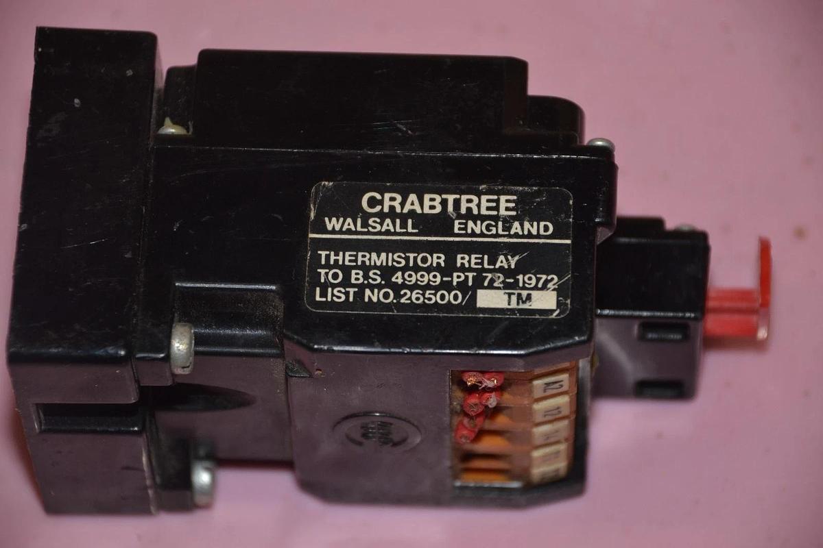Used CRABTREE THERMISTER RELAY 4999-PT72-1972 26500/TM