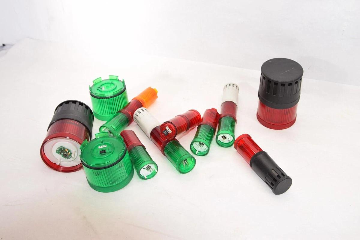 Used (LOT) CUTLER HAMMER RX 330 , BX 937 , DZ 746 Red/Green/Orange LCD Stack Light