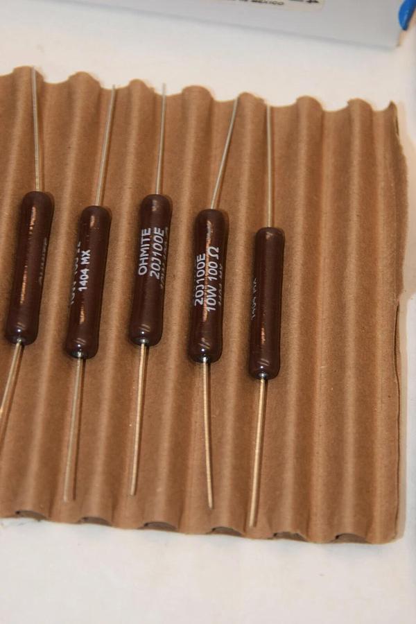 (Lot of 25) NEW Ohmite Resistor 20J100 10W 10 Watt 100 ohms 100Ω 5%