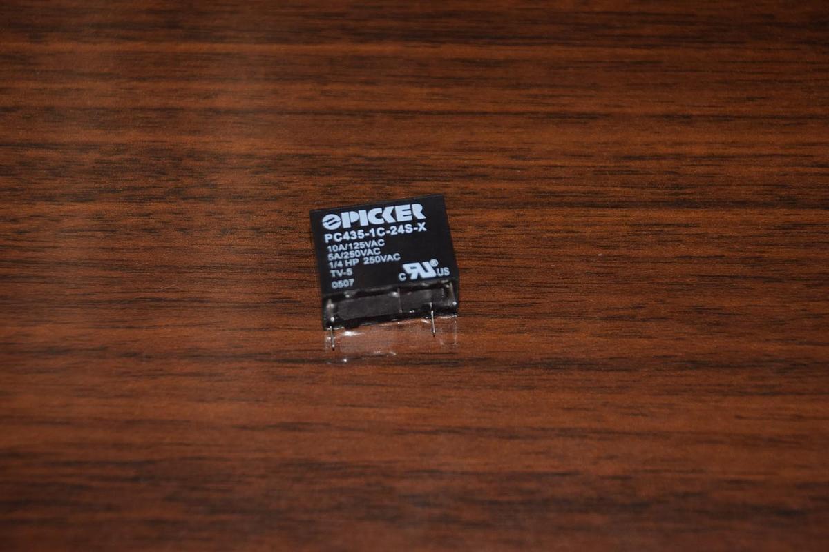 PICKER PC435-1C-24S-X 10A/125VAC 5A/250VAC RELAY NEW