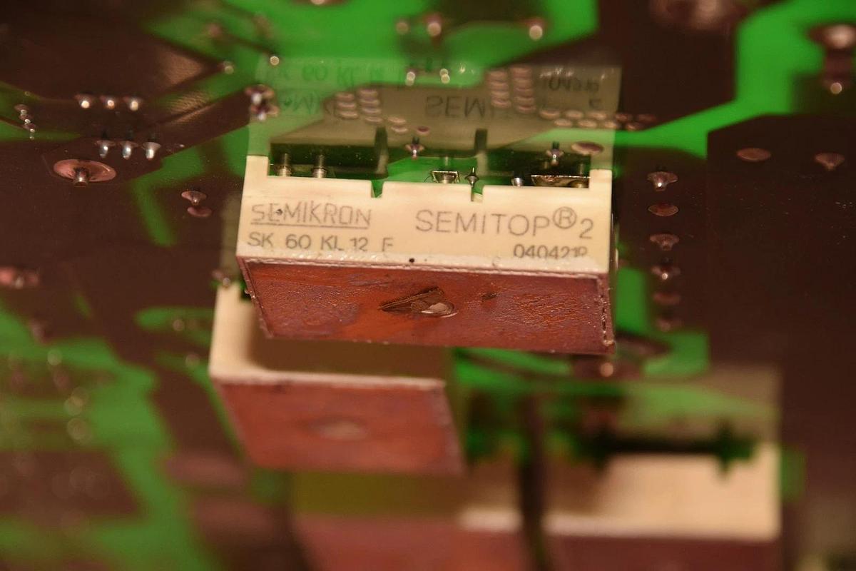 Used NEWAVE SA POWERWARE EXIDE NW4002D NW4002D2  Rom 142/03  CH6572 BOARD CARD