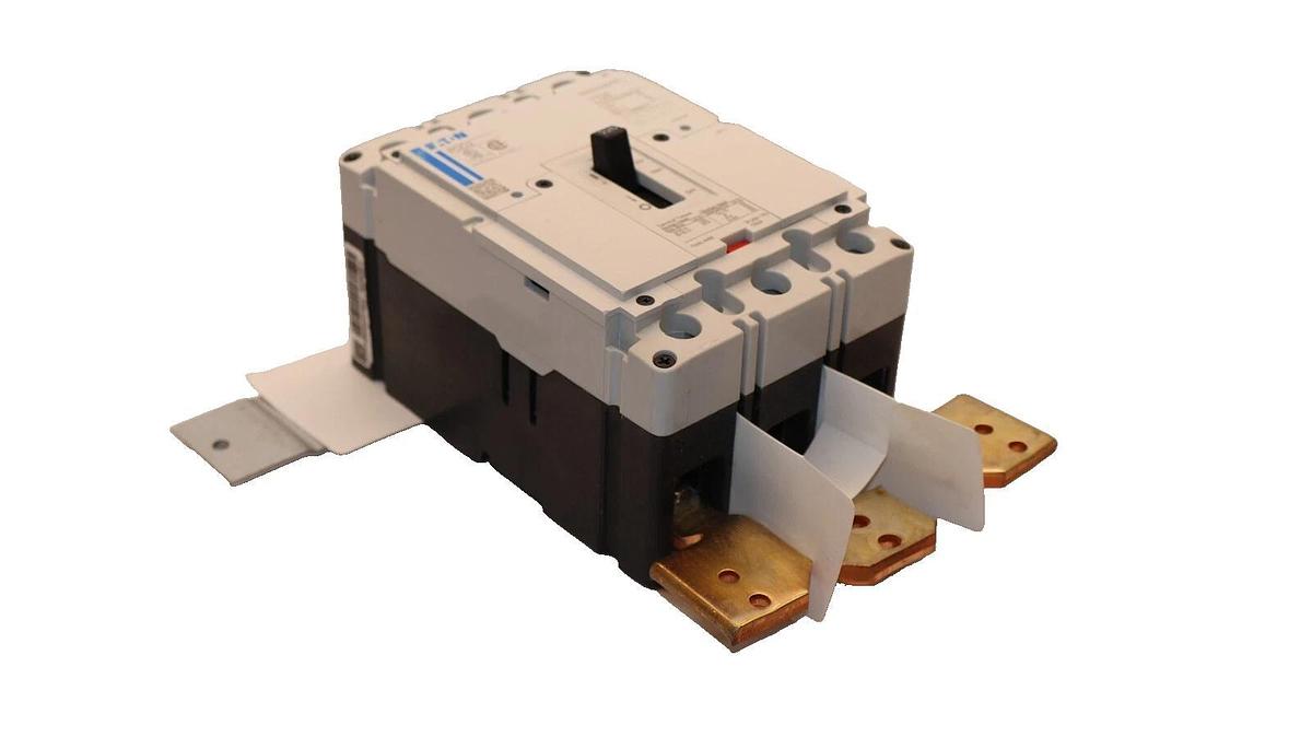 (NEW) EATON BKD2G225 , PDD23G0225TFFL , PRL1X / 2X 240V 225A Main Breaker Kit