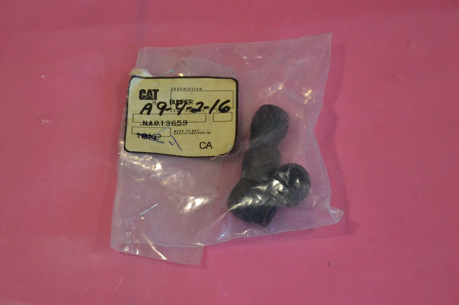 CAT BUMPER NA013659 NA 013659 4MP 4 MP NEW