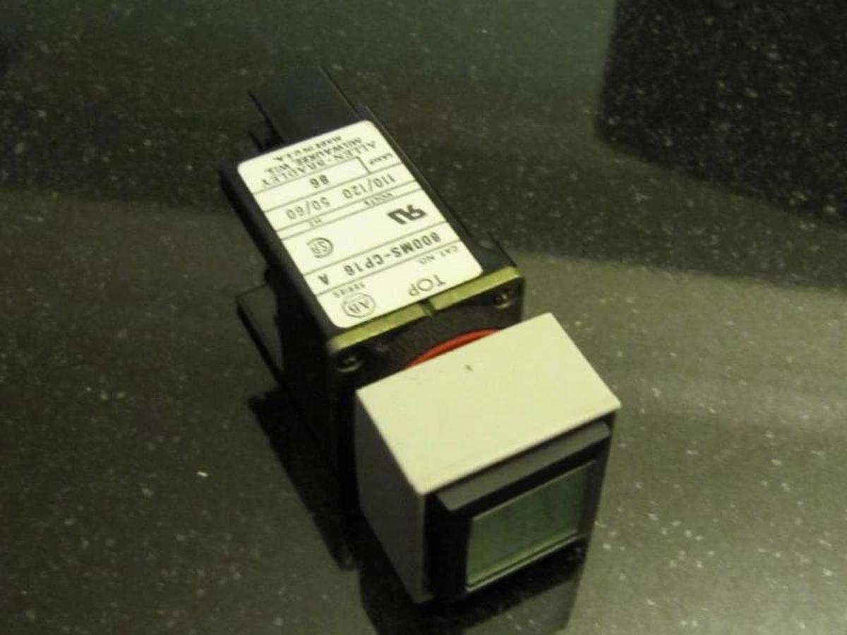 Used ALLEN BRADLEY 800MS-CP16 Green   800MSCP16  800ms