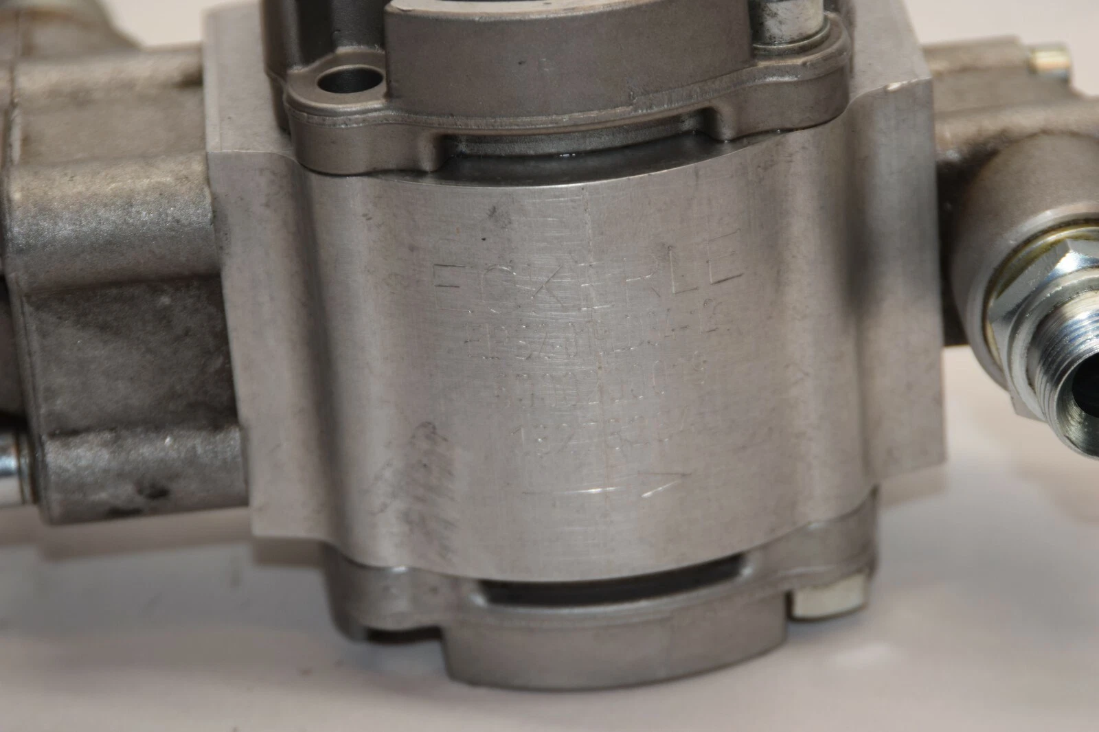 Used Eckerle Hydraulic Pump EIPS2-019LD34-12 6000200019 EIPS2019LD3412