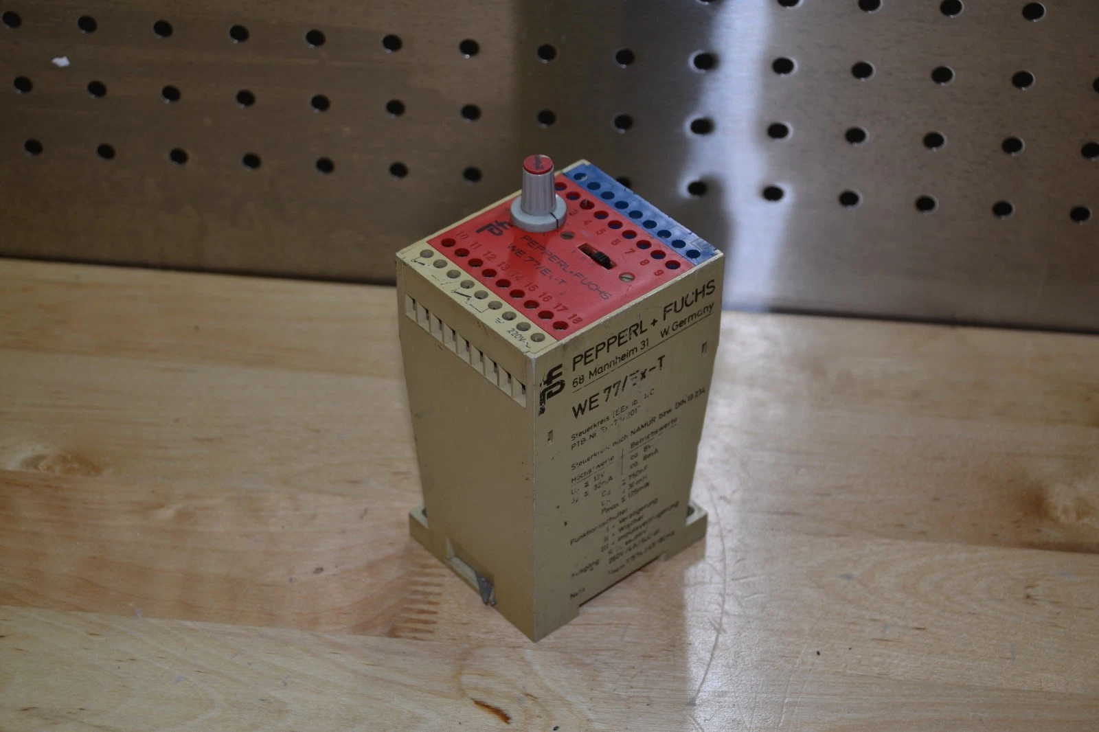 Used PEPPERL & FUCHS WE74/EX-T WE74EXT Relay