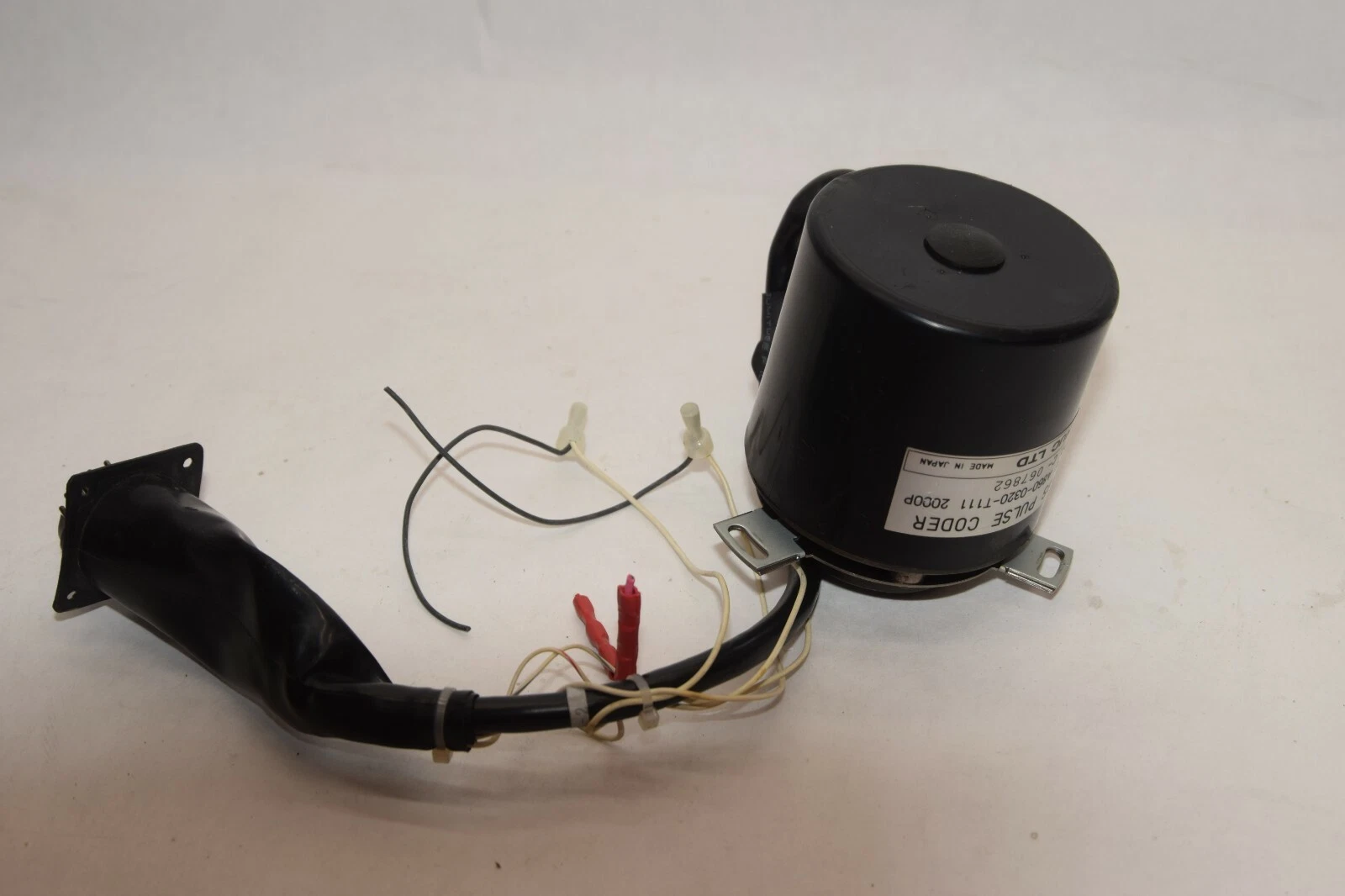 Used FANUC LTD A860-0320-T111 2000P A8600320T111 ABS Pulse Encoder