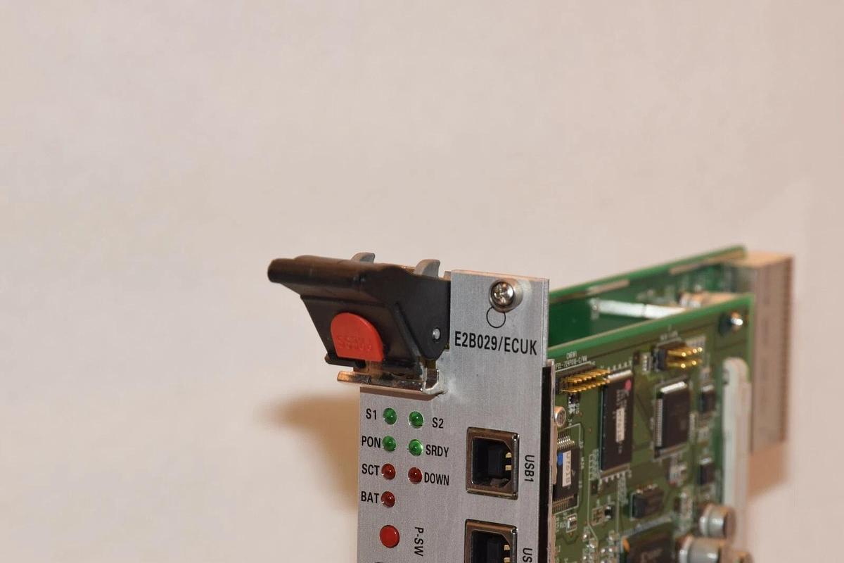 Used TEL E2B023-11/ECUM E2B029/ECUK E208-000032-11 E244-000068-11 Board