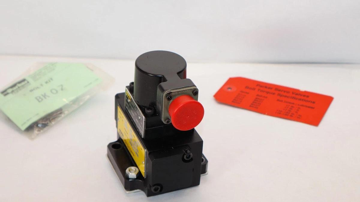 PARKER Servo Valve 801234-AAA-NR 801234AAANR 2.5gpm AAA-NB-2.5 (NEW)