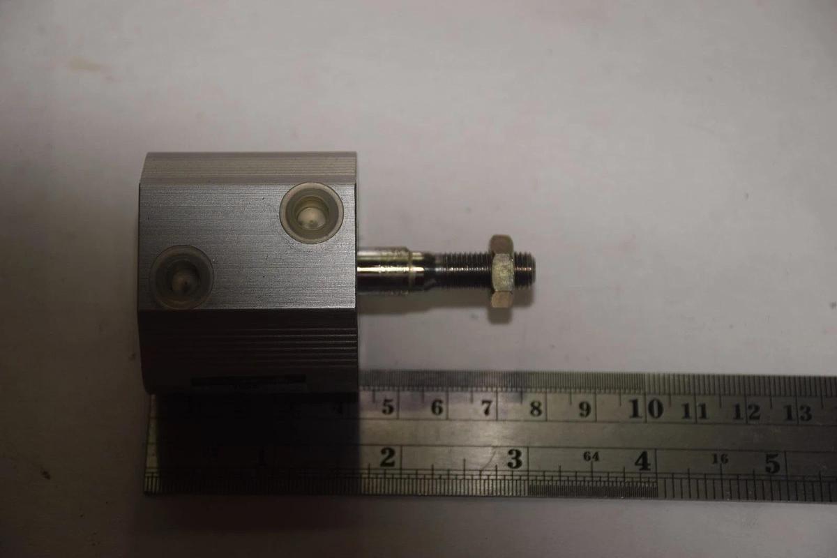 CKD CSD2-L-20-10 CSD2L2010 COMPACT PNEUMATIC CYLINDER NEW