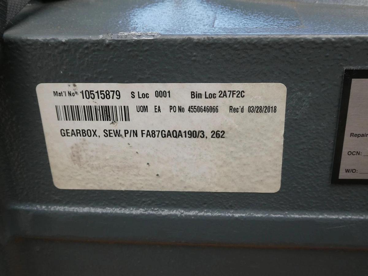 Refurbished Sew Eurodrive Gearbox FA87GAQA190/3, 262 2A7F2C10515879 FA87GAQA190/3,262 11.5:1
