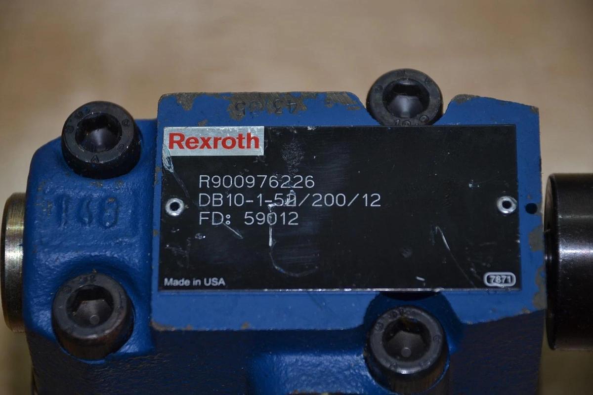 Used Rexroth Directional Valve DB10-1-52/200/12 DB10 1-52/200/12 R900976226