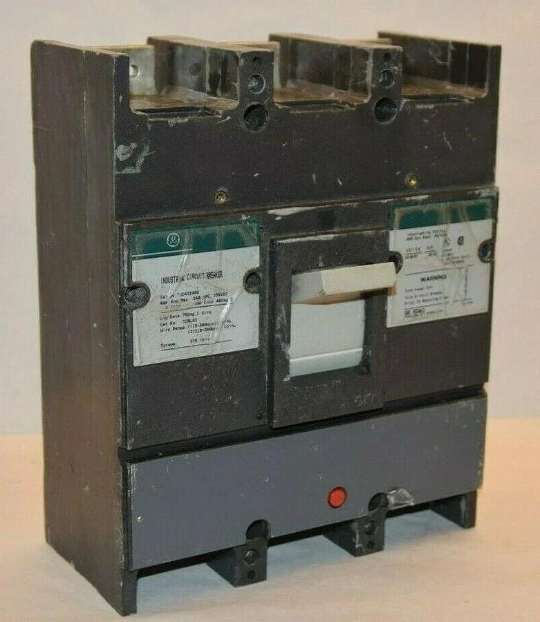 Used GE TJD422250 250A 240Vac 250Vdc 2 Pole Industrial Circuit Breaker