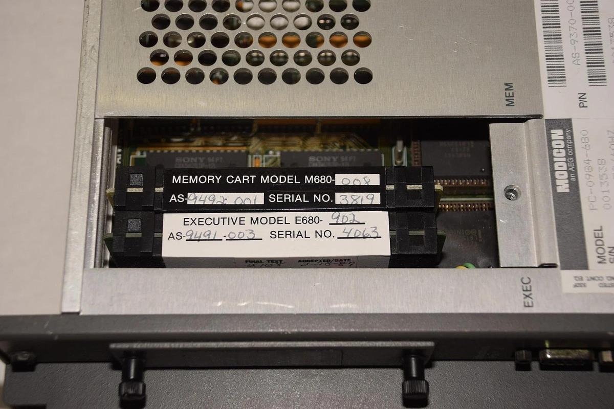 Used Gould PC-0984-680 Controller Module w/ Memory M680-008 mod E680-902 AS-9370-001