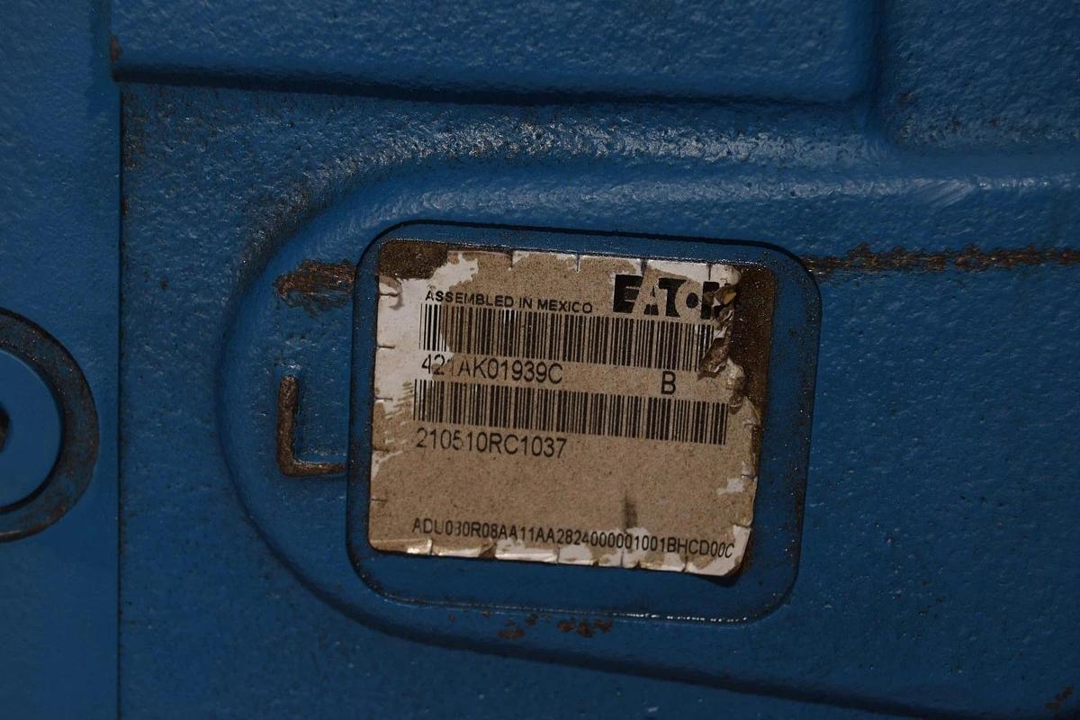 Eaton 421AK01939C Hydraulic Pistion Pump