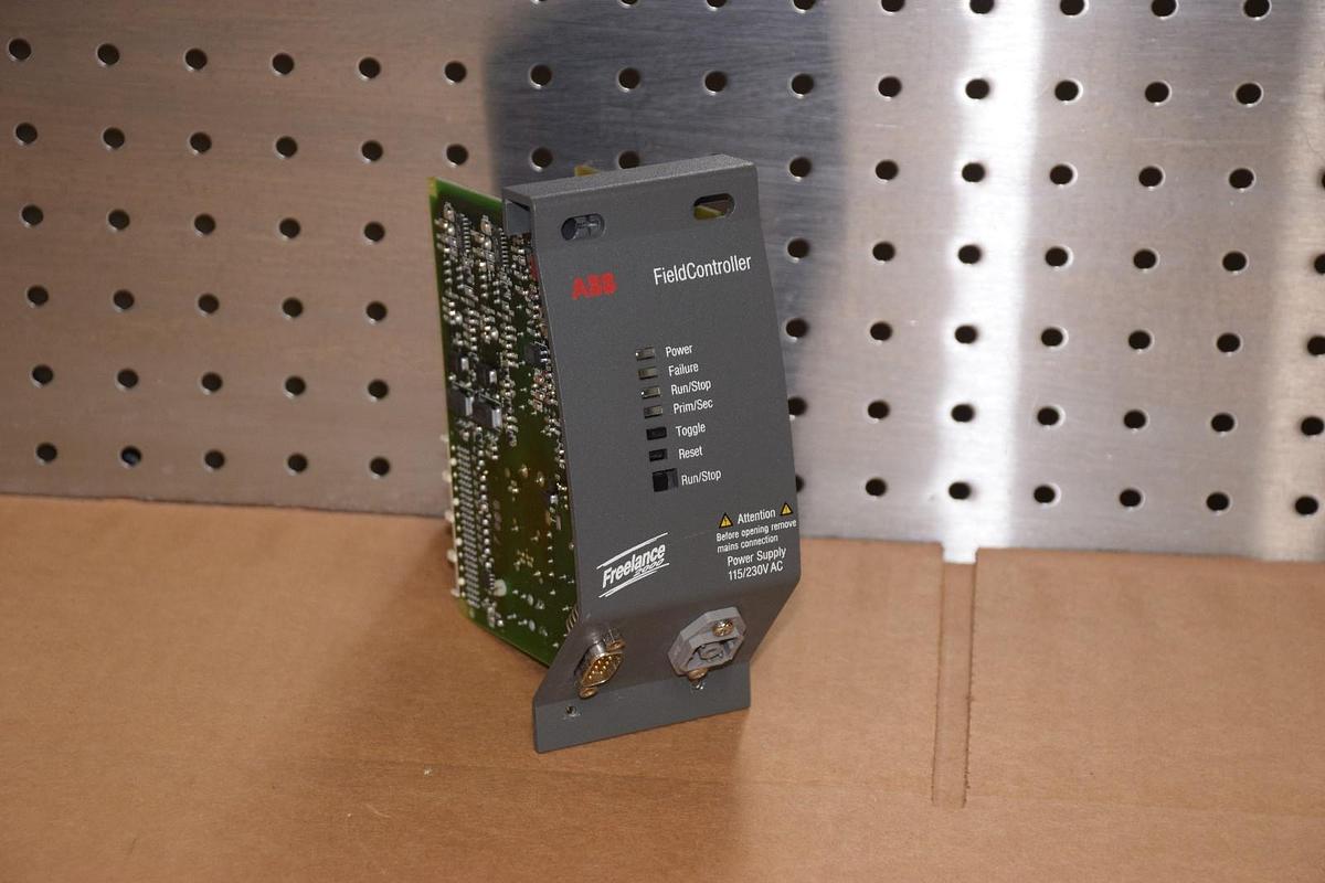 Used ABB FIELD CONTROLLER FREELANCE 2000 POWER SUPPLY P 37264-4-0369561 115/230v