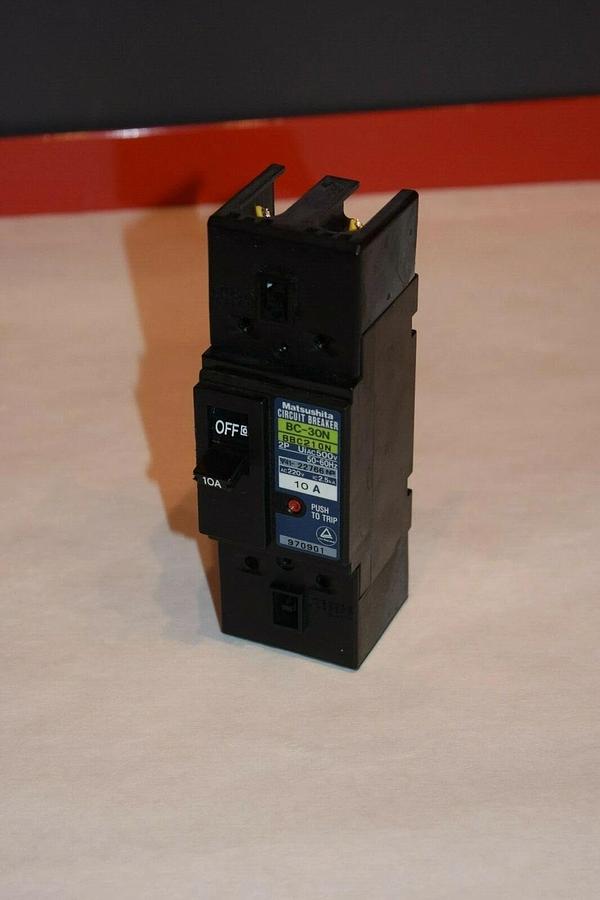 Used MATSUSHITA BC-30N BBC210N 2P 10A CIRCUIT BREAKER