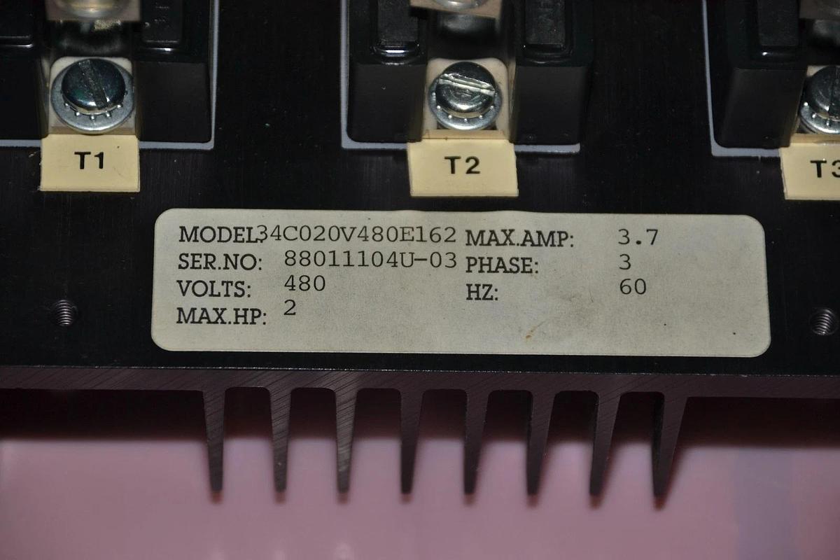 Used PEEDSTAR VARIABLE FREQUENCY DRIVE 34C020V480E162 2hp 2HP 3ph 3.7A