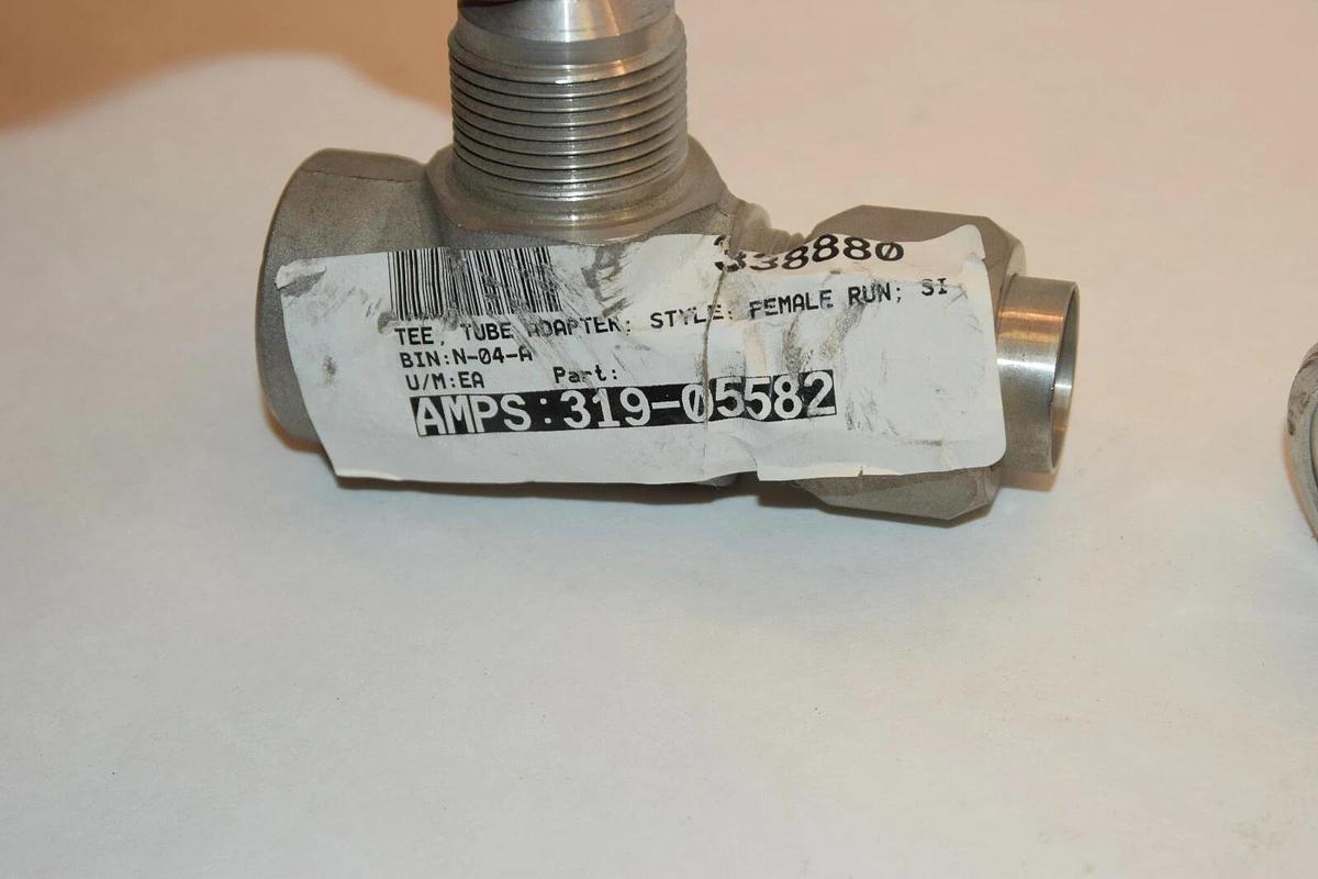 NEW PH 319-05582 1" NPT TEE TUBE FLAIR T Fitting STAINLESS STEEL Swagelok ?