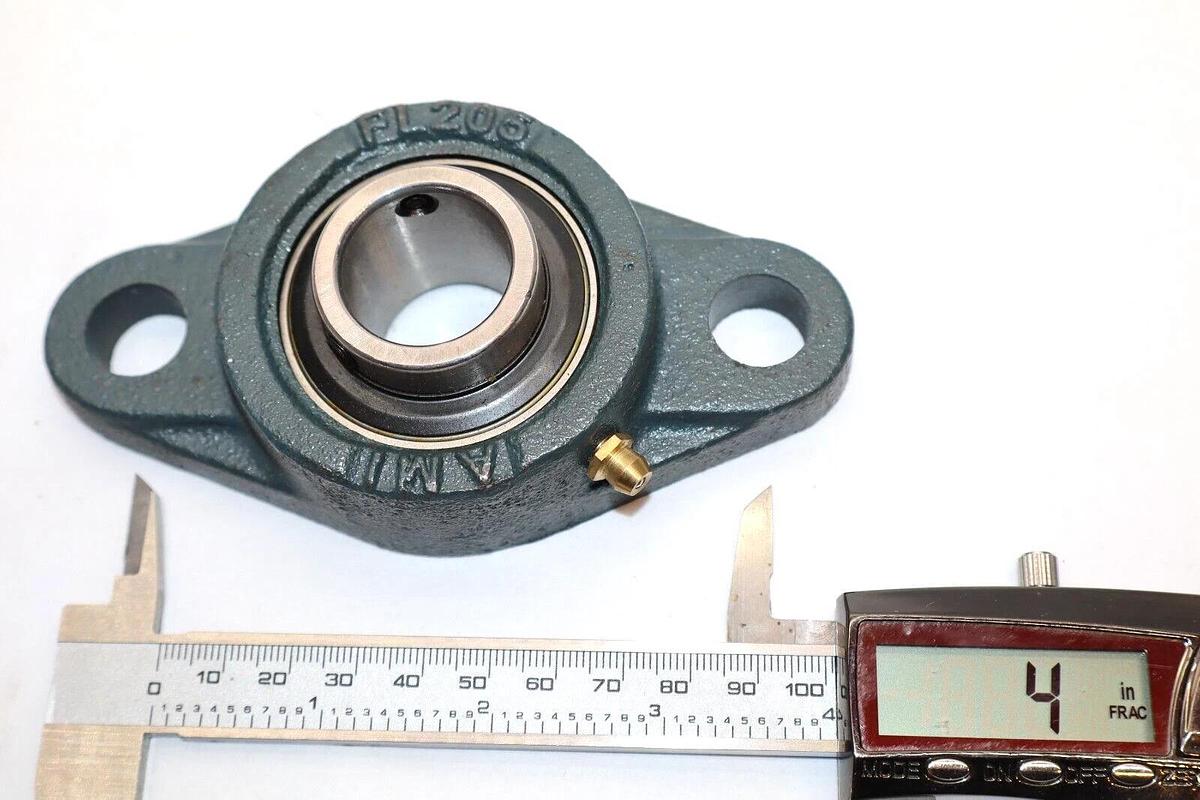(NEW) AMI FL205 2-Bolt Pillow Block Bearing With YAR205-2F Bearing Insert