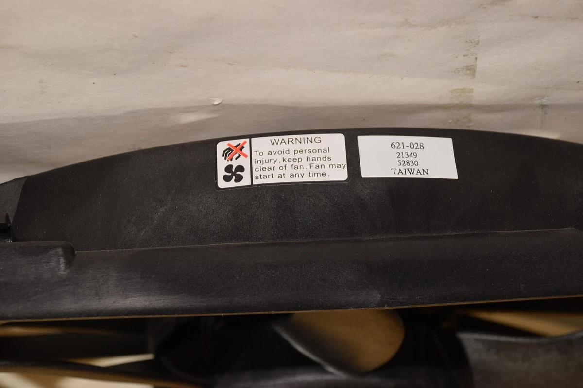(NEW) DORMAN 621-028 Radiator Fan Assembly