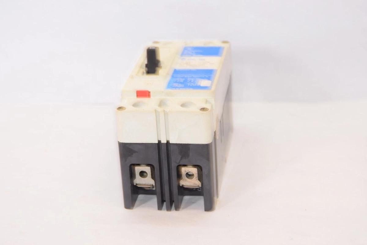 (NEW) WESTINGHOUSE EHD2015Z01 15A Amp 2 Pole Series C Circuit Breaker