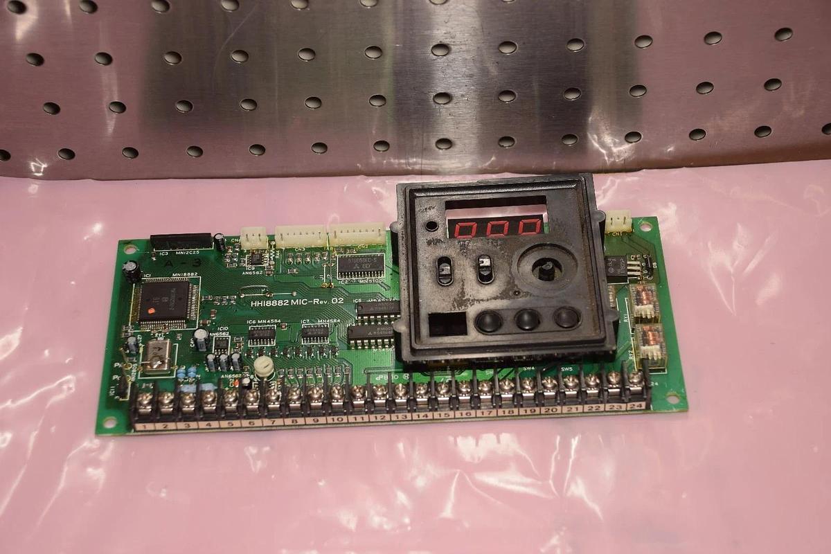 Used ALLEN BRADLEY  HH18882MIC REV 02 CIRCUIT BOARD  HH18882 MIC Rev 02