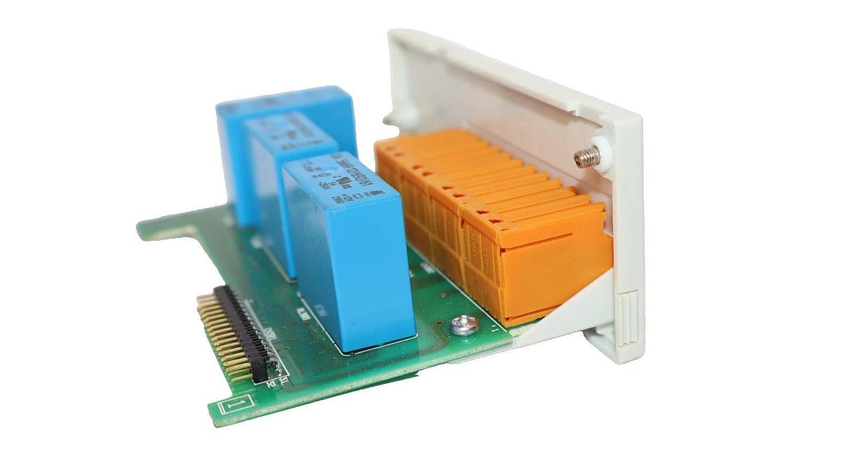 Used Keyence 507-P-C02-01 , 507PC0201 Relay Module