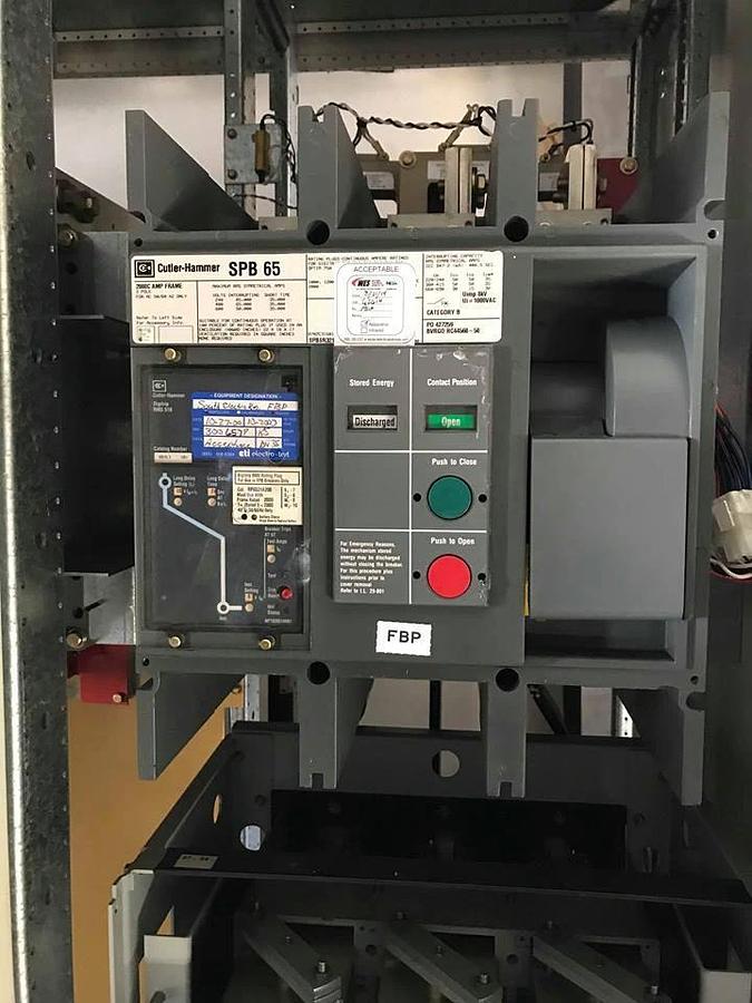 Used Eaton Powerware 2000A System Bypass switchgear SBM261621011111 2000A CH SPB65