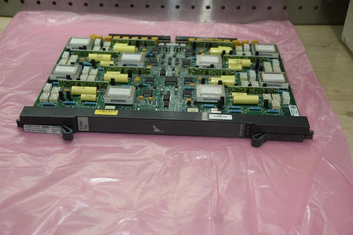 Used Nortel NT8D14DAE5 02 X UNIV TRK Circuit Card, RLSE 02, for CS1000