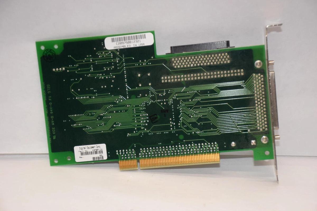 Used QLOGIC / DIGITAL EQUIPMENT CORP. PC201043-11 , KZPBR-CX Controller Board Card