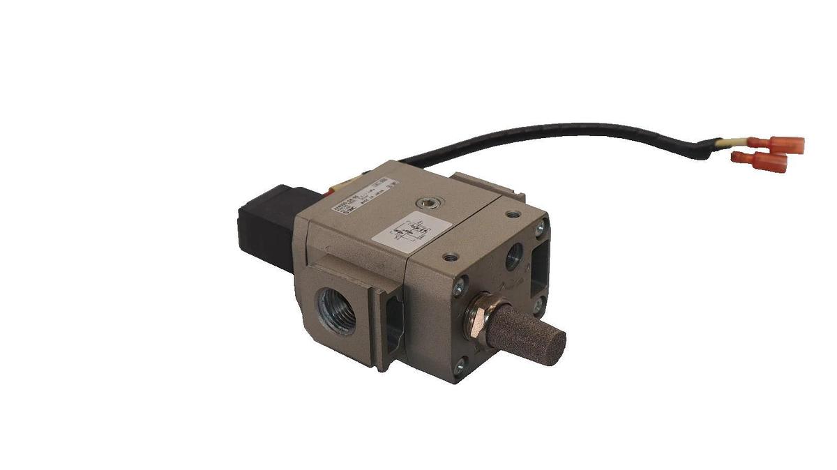 Used SMC AV4000-04-5G , AV4000045G 1/2" npt 0.2-1.0MPa 24Vdc Pneumatic Valve