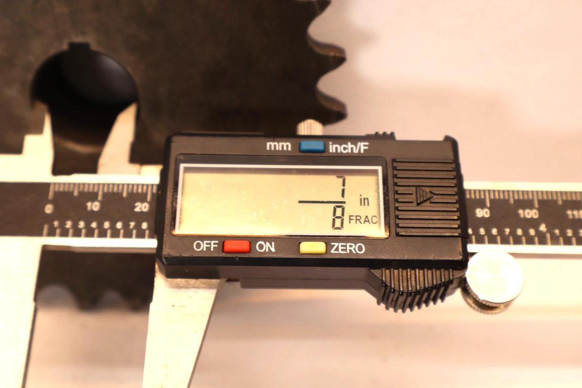 Martin Sprocket 40BS27 7/8" 7/8" Bore 27 Teeth Roller Chain Sprocket (New)