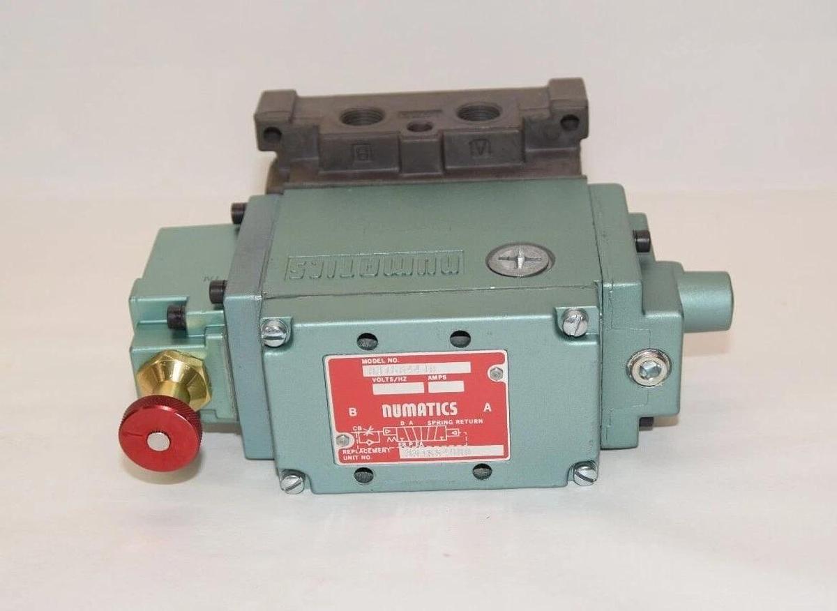 NUMATICS 33TSS4410 Solenoid Pneumatic Valve Repl# 33TSS4000 (NEW)