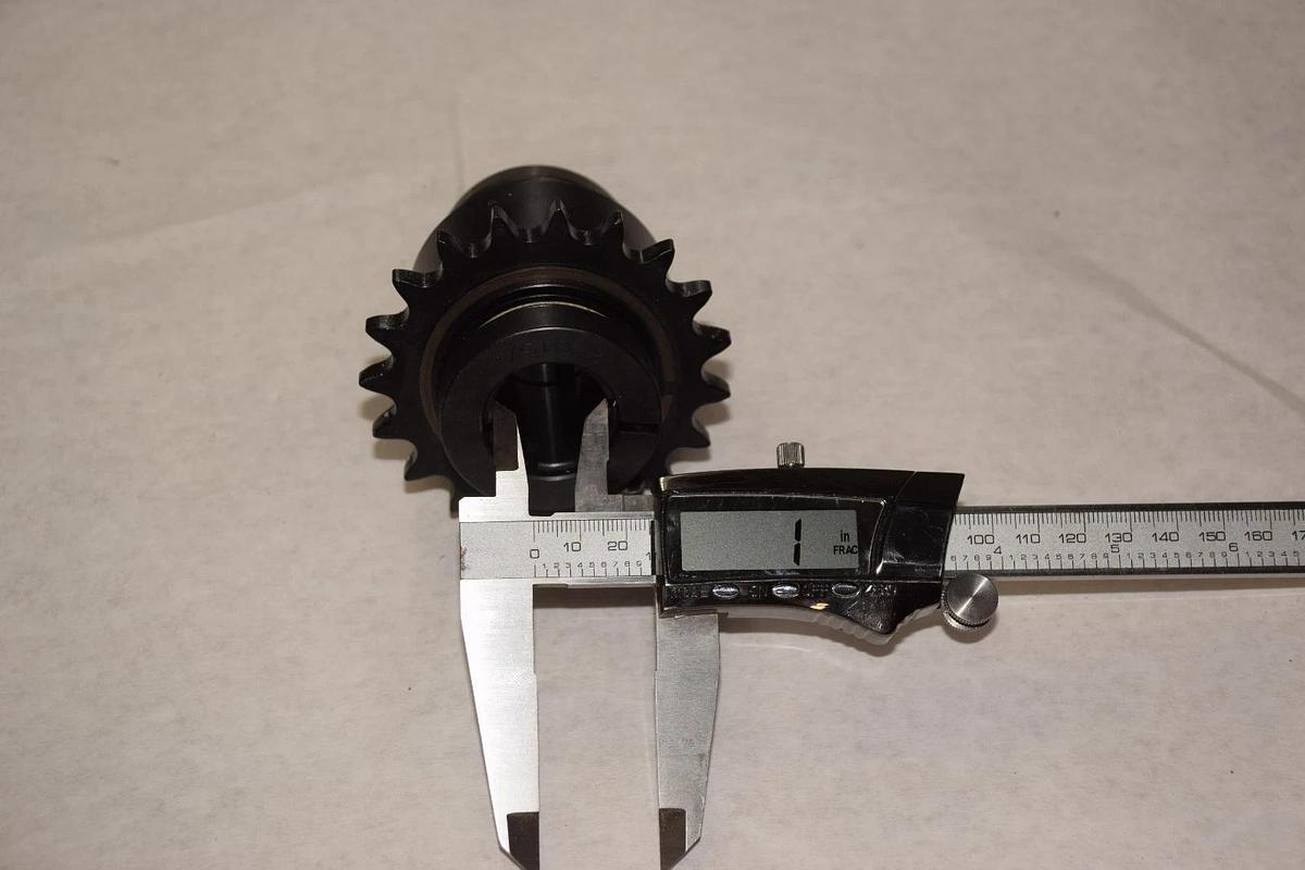 Used New) Sealmaster  40X19 1" Idler Sprocket bearing sz 40 19 teeth  1" bore, 2-015A