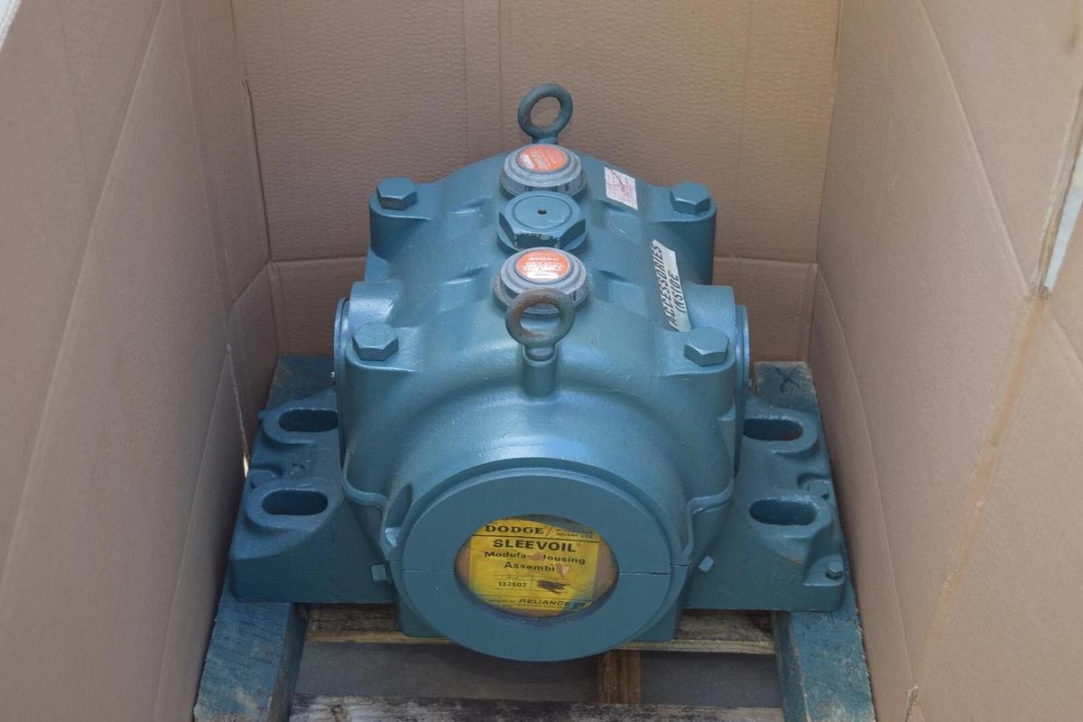 Dodge Reliance SleeVoil Pillow Block Bearing Modular Housing 132502 5" 4bolt NEW