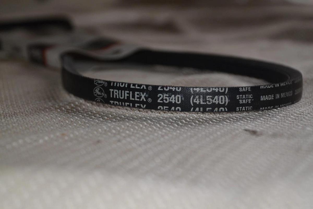 Gates Truflex 2540 A52 1/2" X 54" V-Belt 12.5/13mm X 1370mm  6854