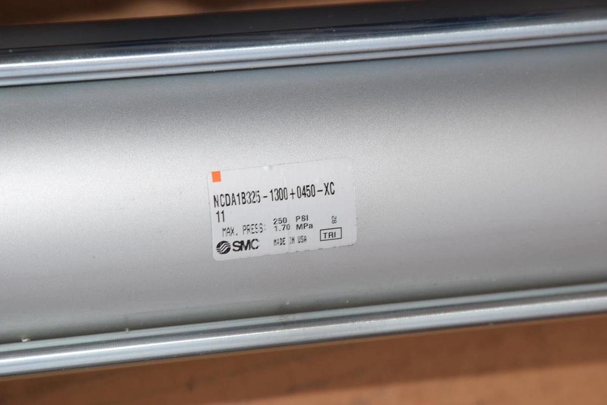 (NEW) SMC NCDA1B325-1300+0450-XC11 250psi 1.70MPa Cylinder Tie Rod