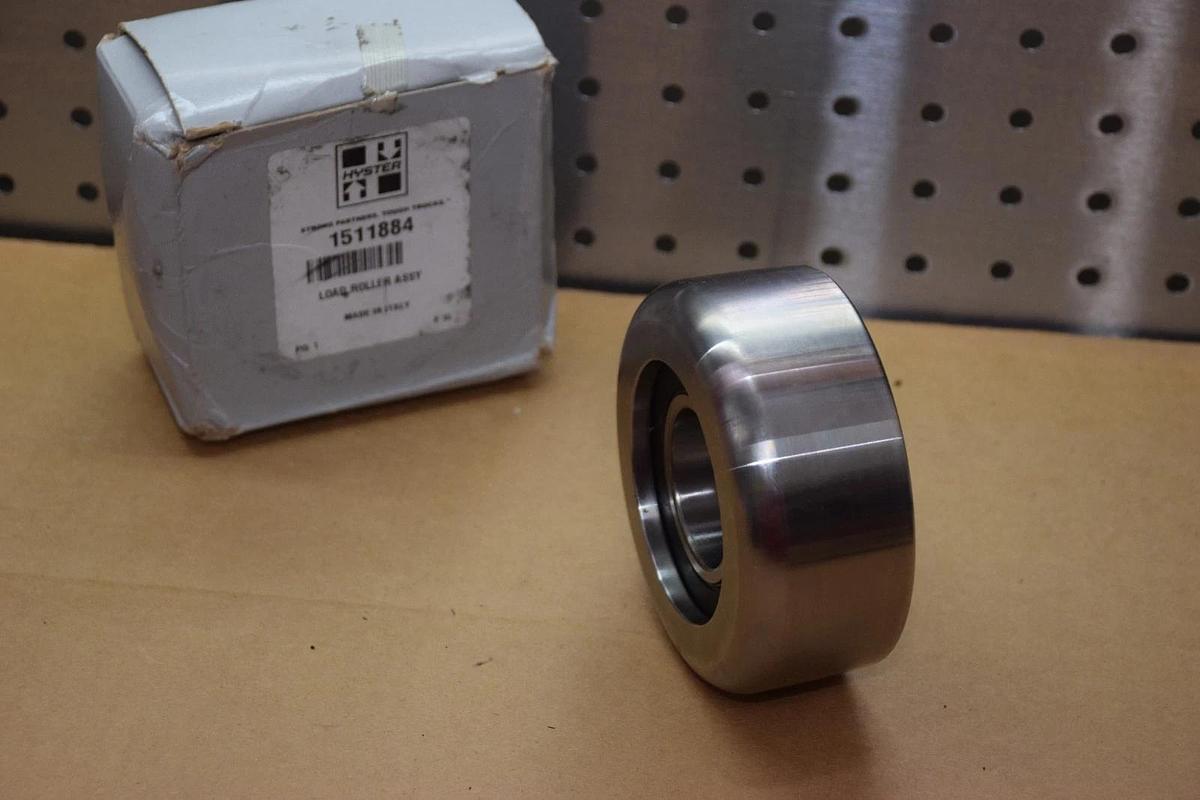 HYSTER 1511884 LOAD ROLLER Mast Bearing ASSEMBLY NEW