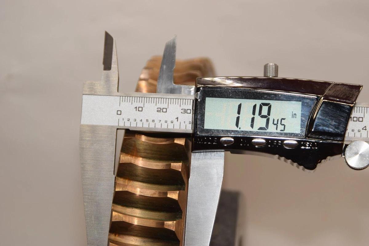 (NEW) AF 10501 1.19" Wide Brass Tip Helical Gear