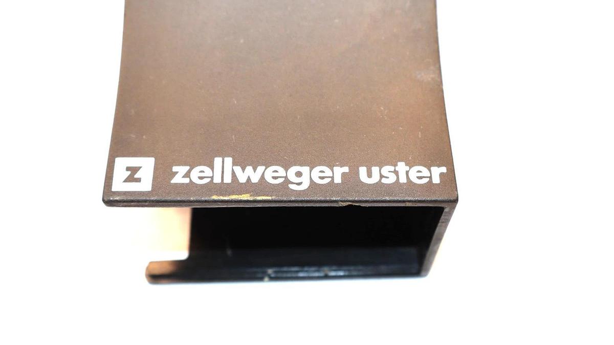 Used Zellweger Uster AM-UPG/UPM 115/230V Indicator Light