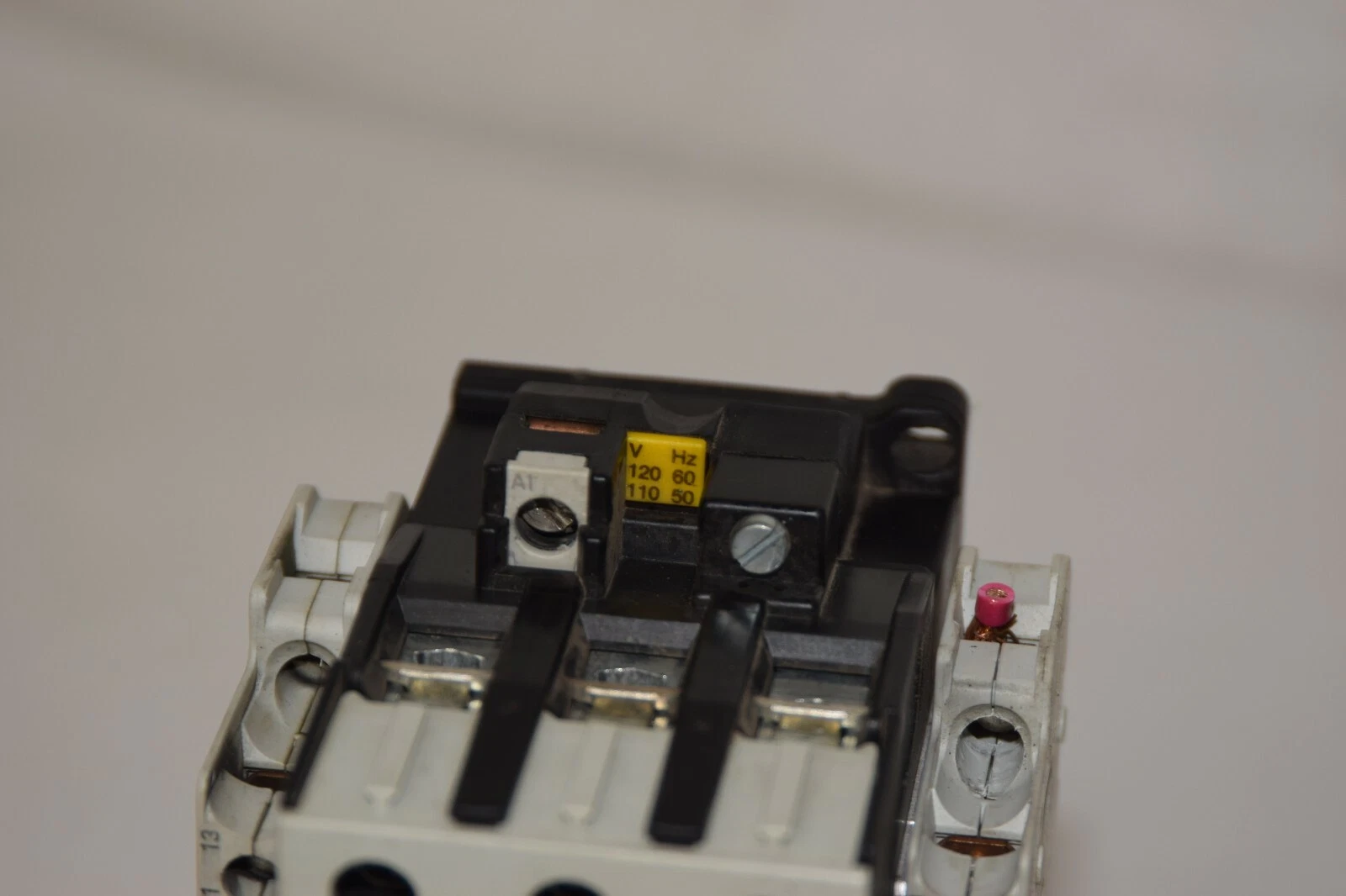 Used SIEMENS 3TF4422-0A..1 Sz Size 1 Starter 110/120v coil w/ Relay 3UA55 00-1H* 5-8A