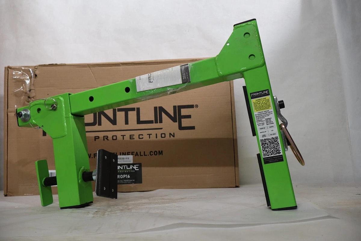 (NEW) FRONTLINE R0P16 , ROP16 Fall Protection Parapet Adjustable Up to 15"
