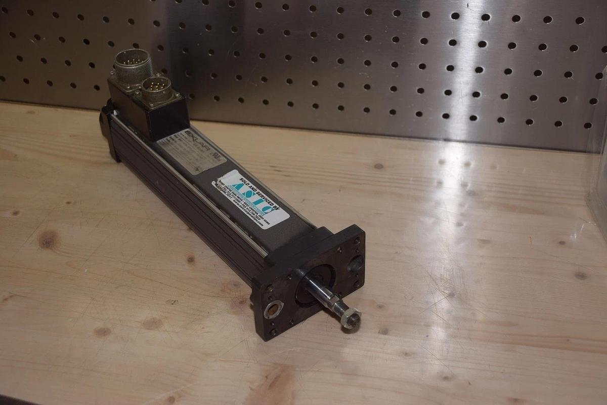 Used EXLAR ACTUATOR SR21-0604-MFM-AB1-138-AR  SR210604MFMAB1138AR SR Series