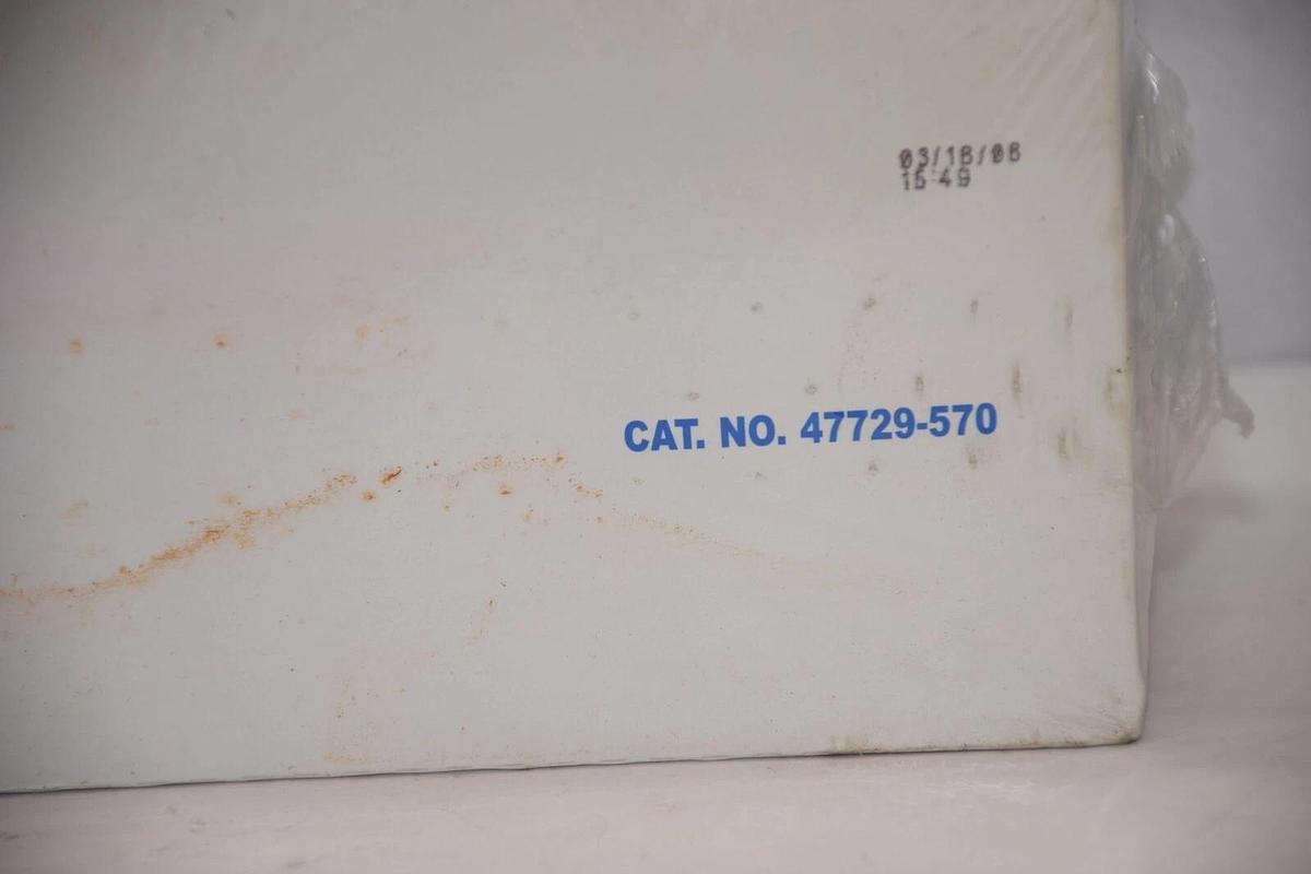 (NEW - Pack of 250) VWR 47729-570 12x75mm Disposable Cell Culture Tubes , Glass